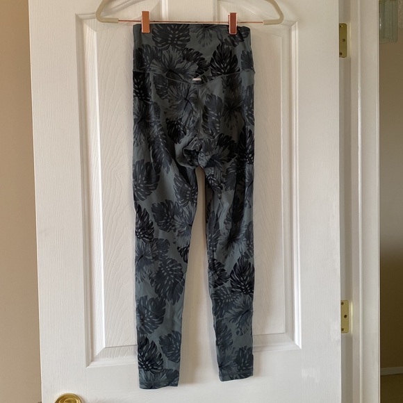 Aerie Leggings - Picture 2 of 4